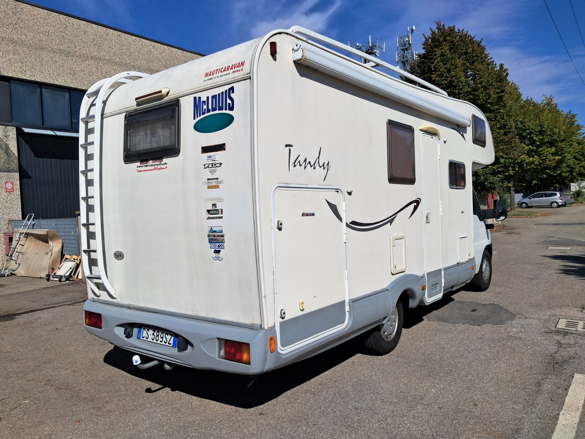 Mclouis Tandy 630 Garage