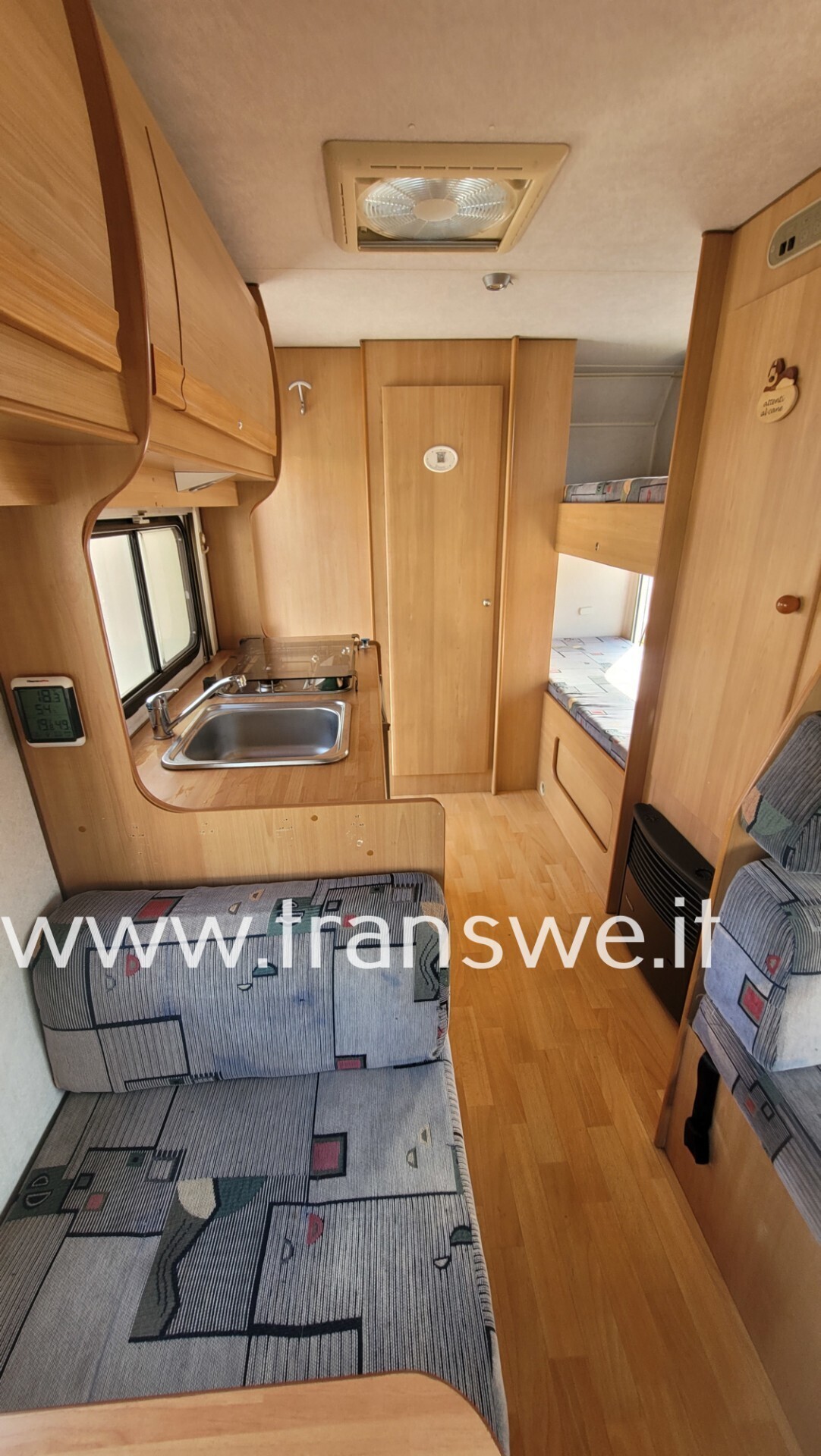 Elnagh Big Marlin camper 7 posti doppio tavolo