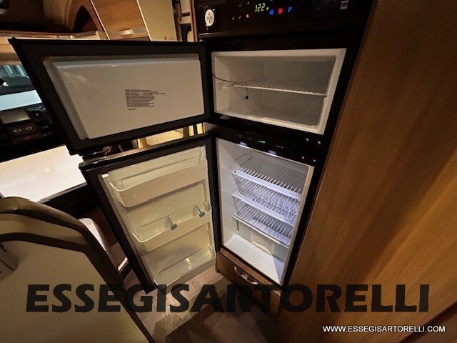 ADRIA MATRIX 670 SP 165 CV POWER UNIPRO PORTAMOTO 