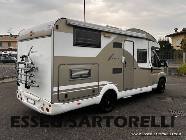 BURSTNER IXEO 666 SEMINTEGRAEL BASCULANTE DOPPIO C