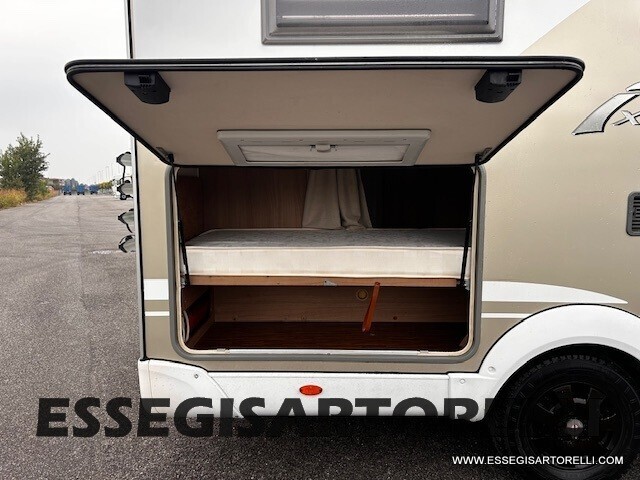 BURSTNER IXEO 666 SEMINTEGRAEL BASCULANTE DOPPIO C