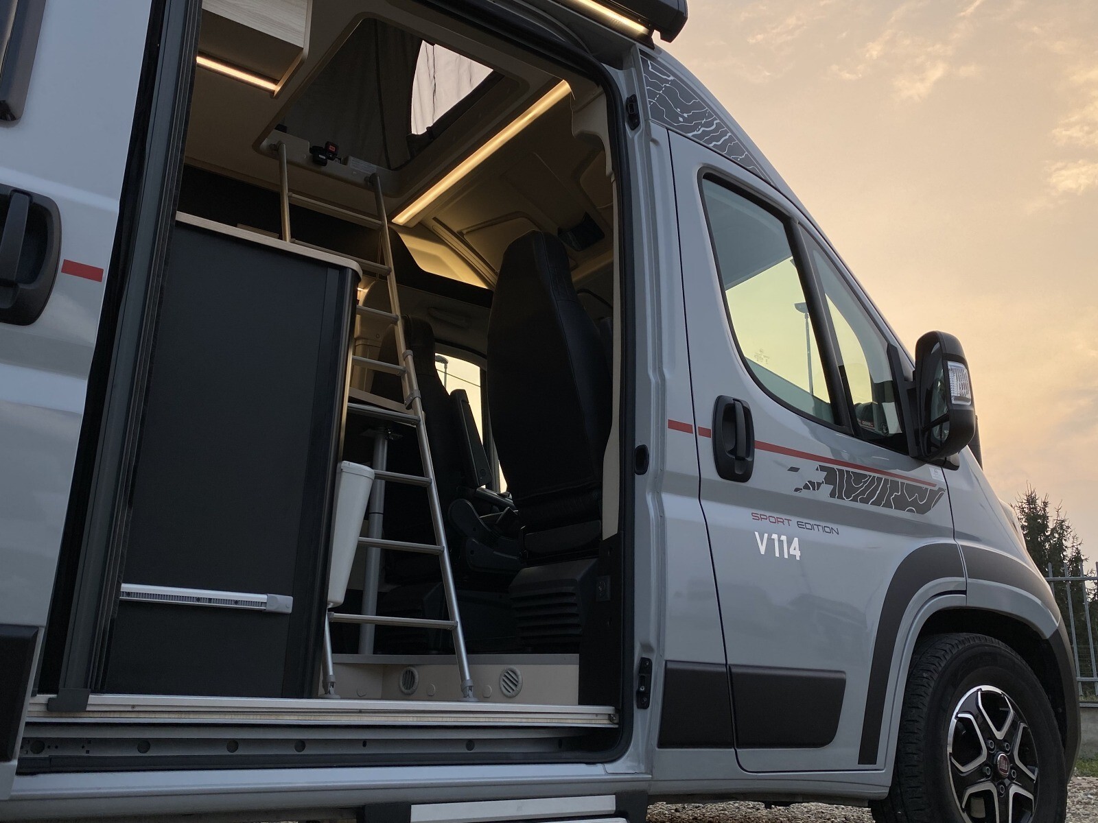 Challenger V114 SPORT EDITION POP UP