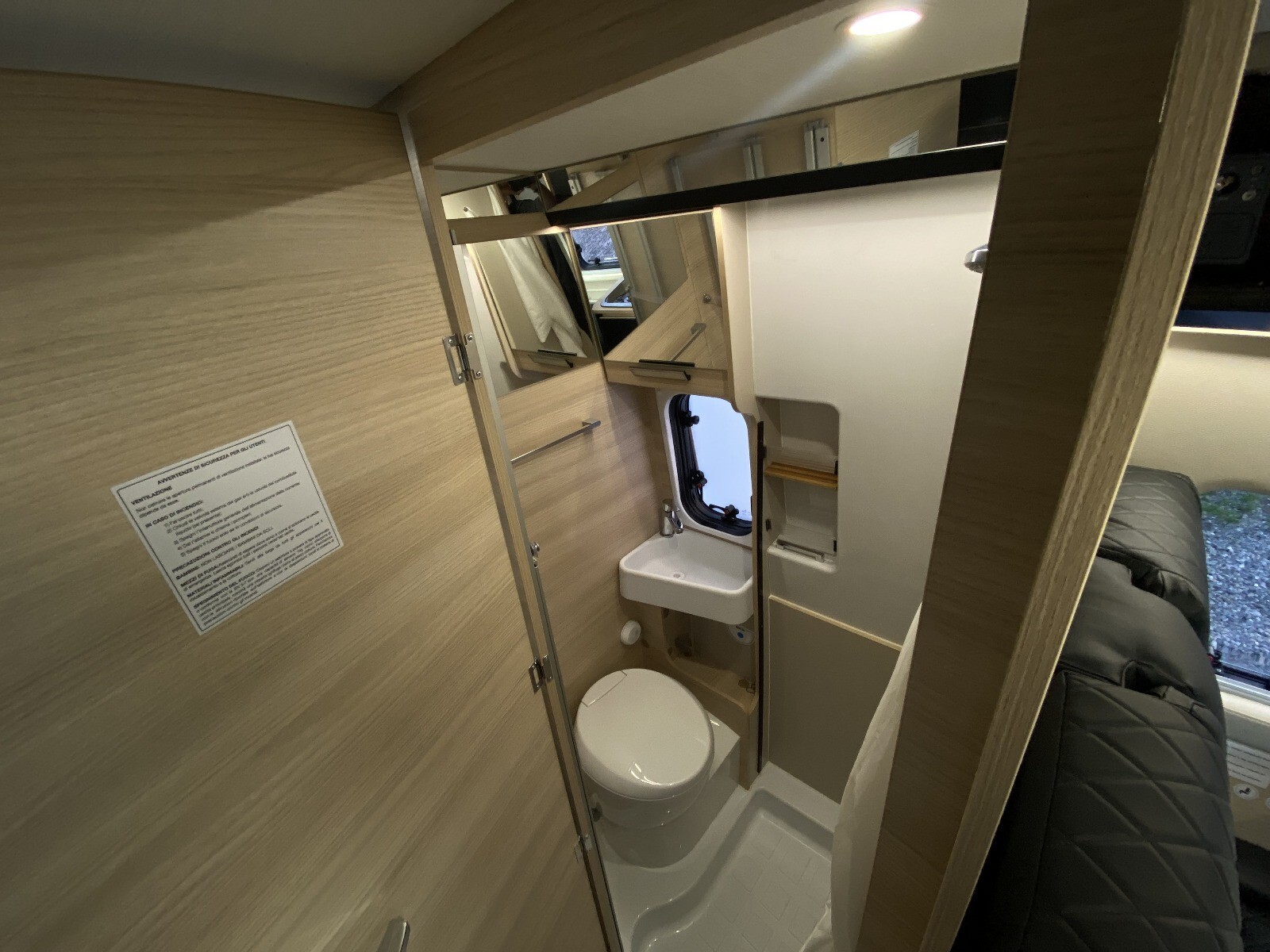 Challenger V114 SPORT EDITION POP UP