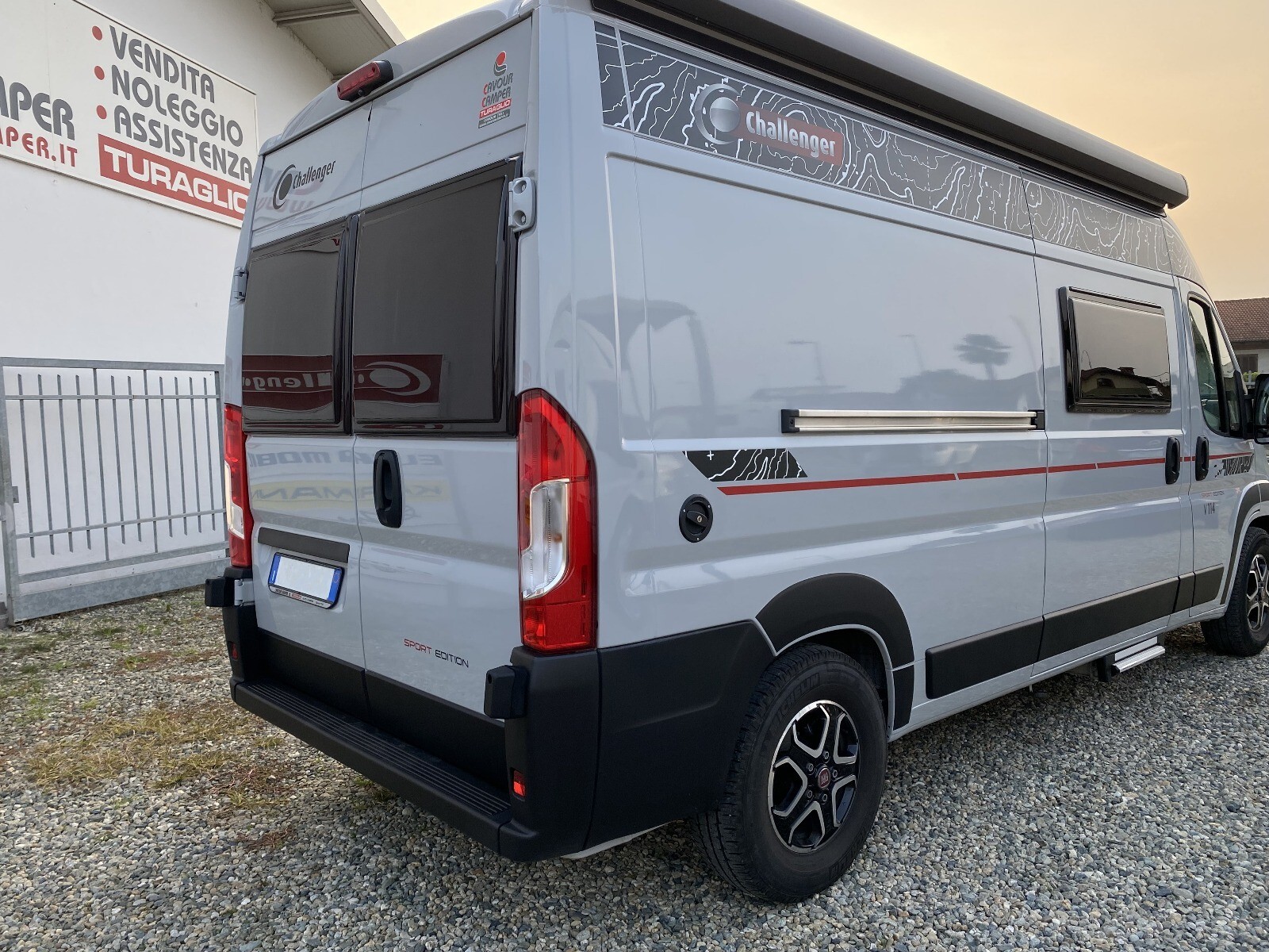 Challenger V114 SPORT EDITION POP UP