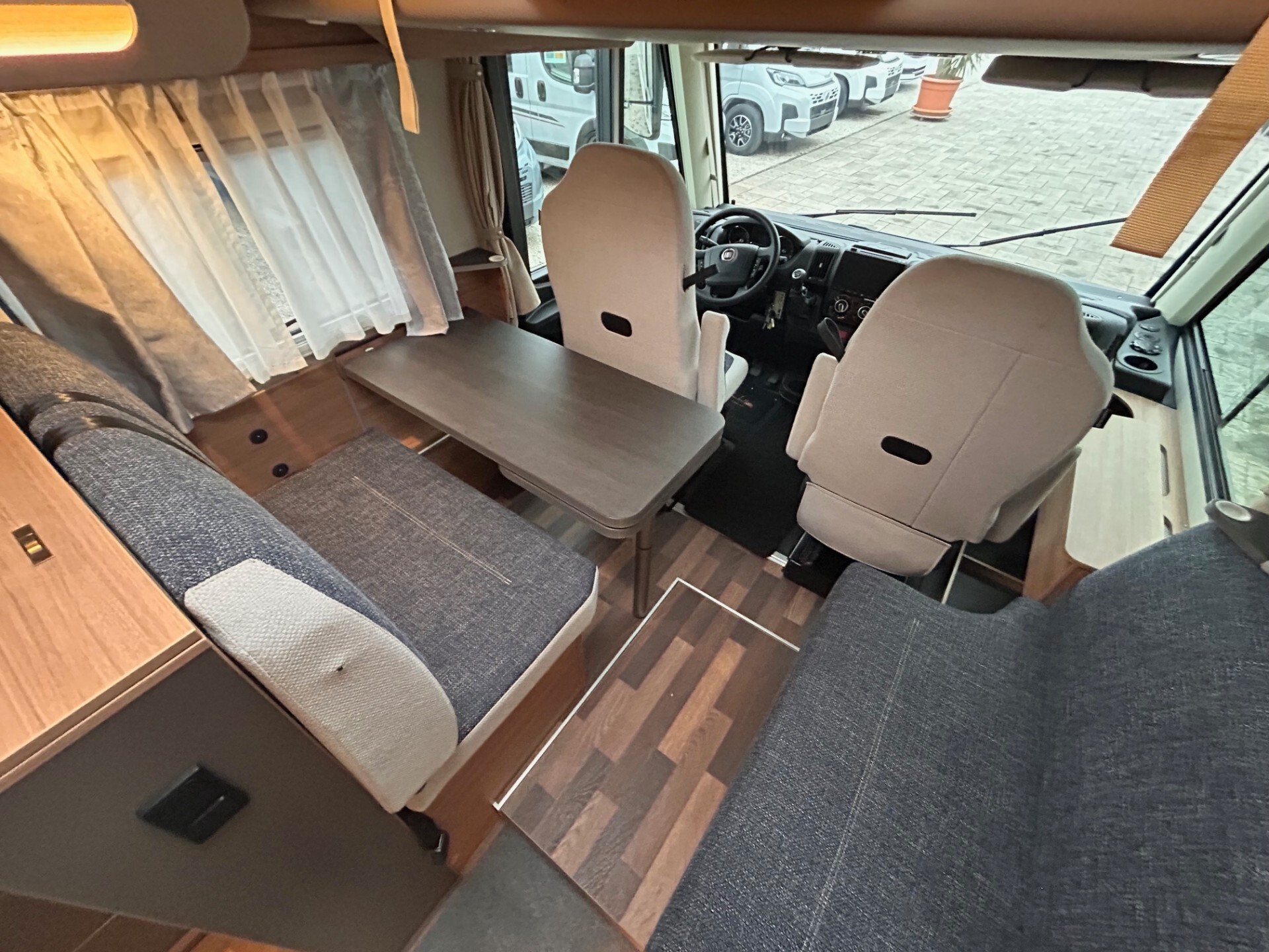 Weinsberg CARACORE 650 MF