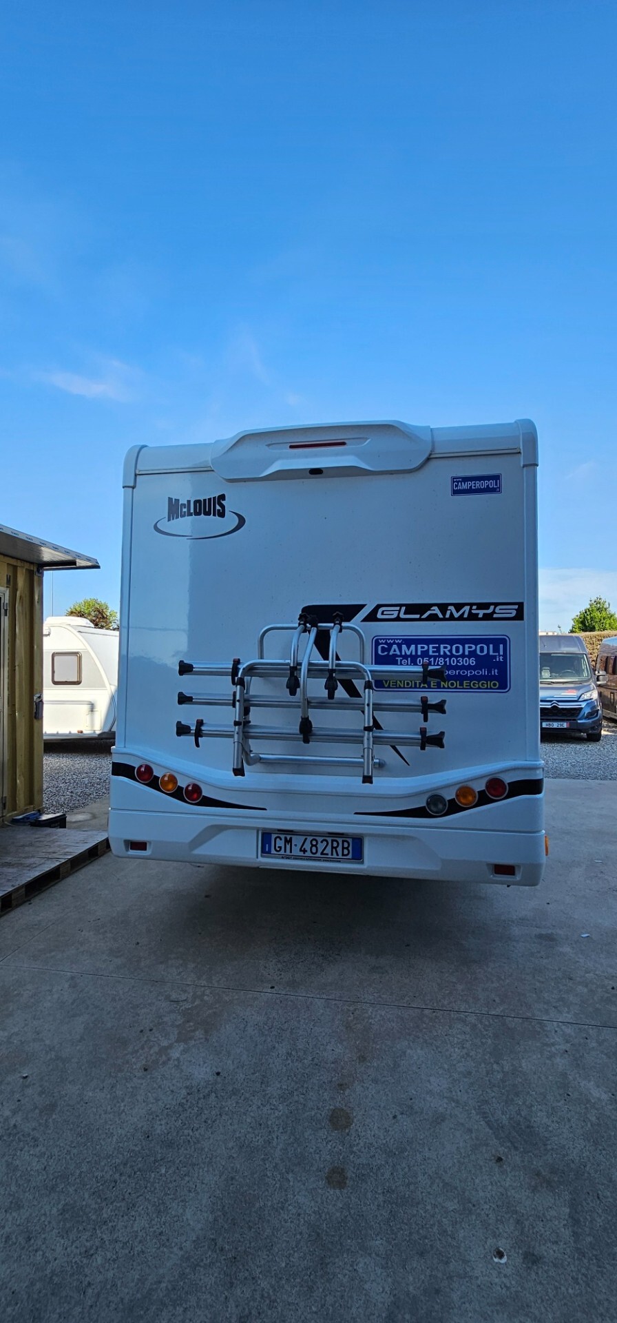 AUTOCARAVAN MC LOUIS GLAMYS 226 GARAGE