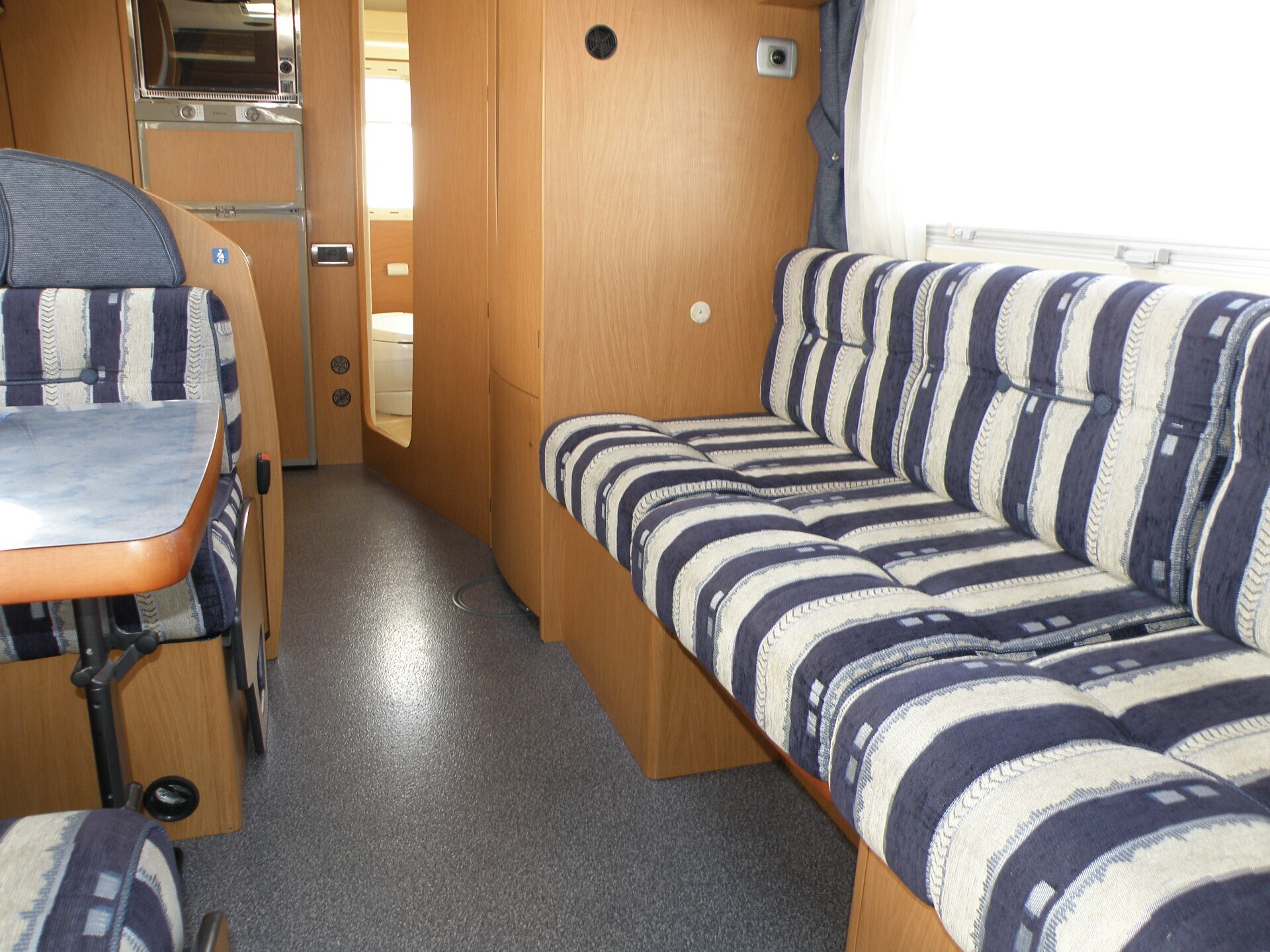 LAIKA ECOVIP 4.1 MANSARDATO ANNO 2004