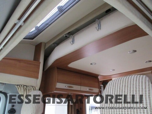 RAPIDO LE RANDONNEUR 773 FF GARAGE E BASCULANTE 69