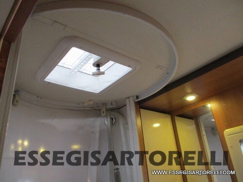 RAPIDO LE RANDONNEUR 773 FF GARAGE E BASCULANTE 69