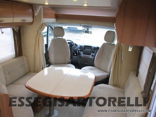 RAPIDO LE RANDONNEUR 773 FF GARAGE E BASCULANTE 69