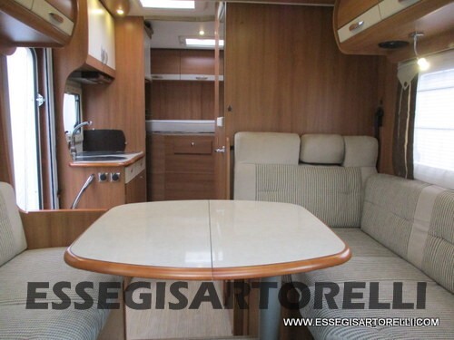 RAPIDO LE RANDONNEUR 773 FF GARAGE E BASCULANTE 69