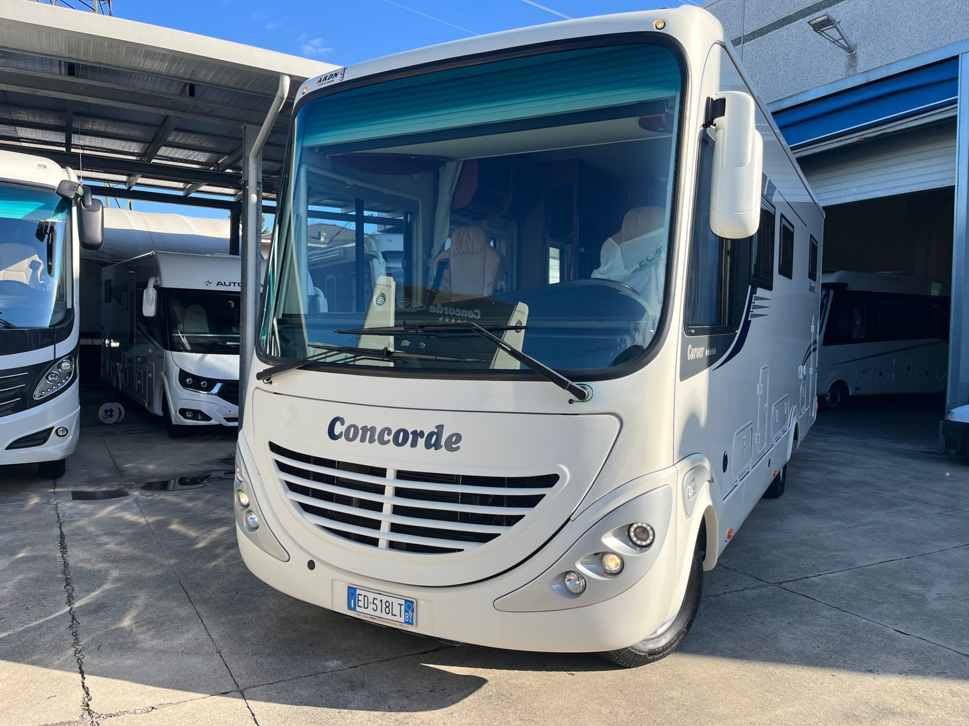 Concorde Carver 820 M