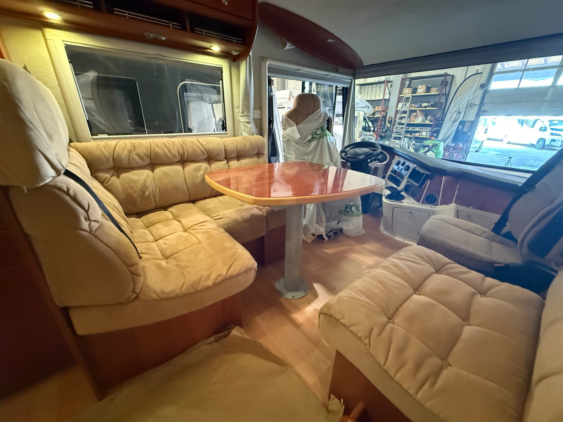 CONCORDE CARVER 820 M AUTOMATICO GARAGE IVECO