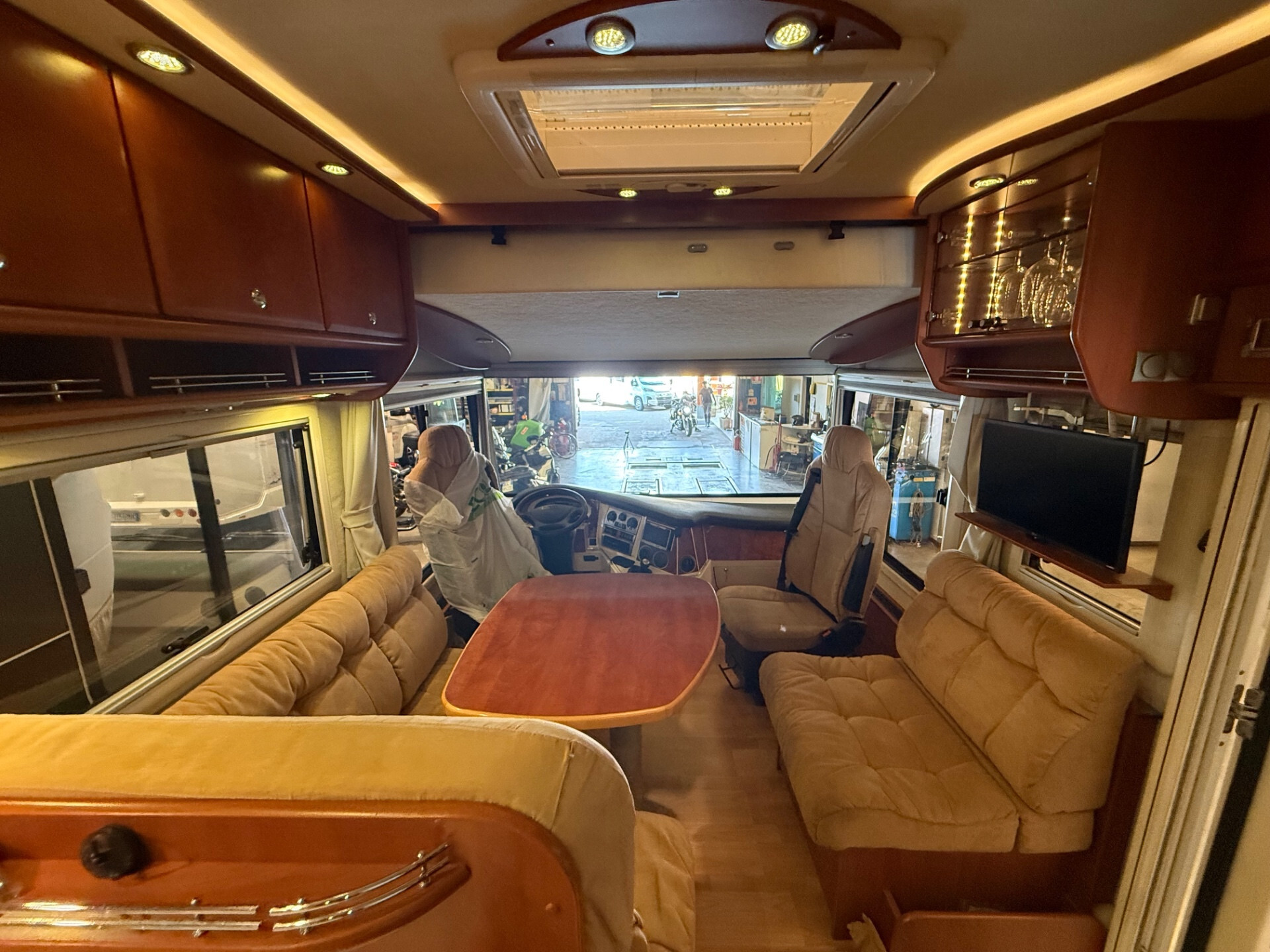 CONCORDE CARVER 820 M AUTOMATICO GARAGE IVECO