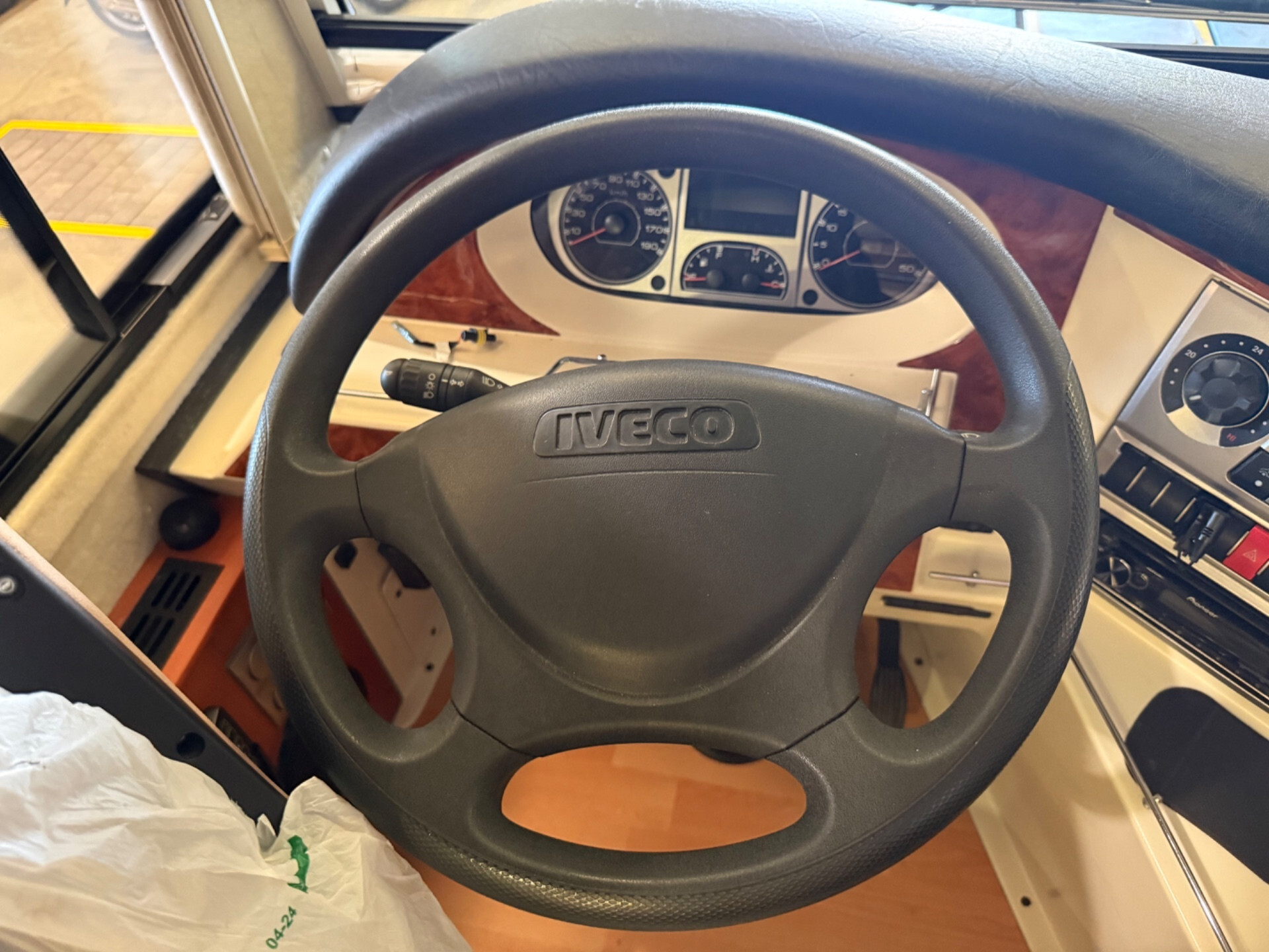 CONCORDE CARVER 820 M AUTOMATICO GARAGE IVECO