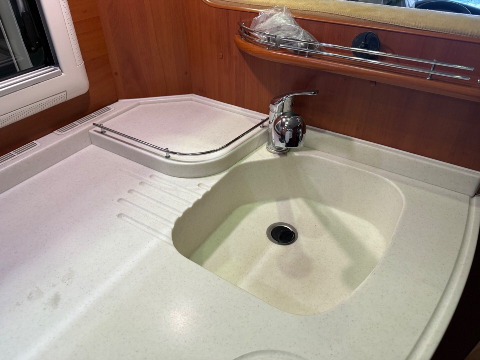 CONCORDE CARVER 820 M AUTOMATICO GARAGE IVECO