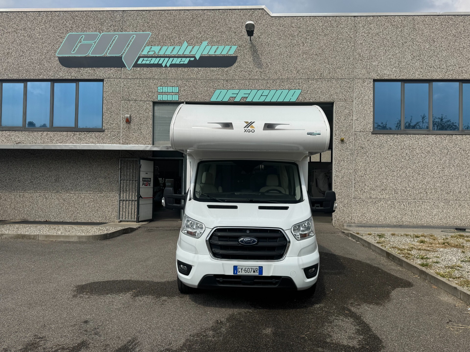 CAMPER MANSARDATO XGO XCAMP 695 CON LETTI GEMELLI