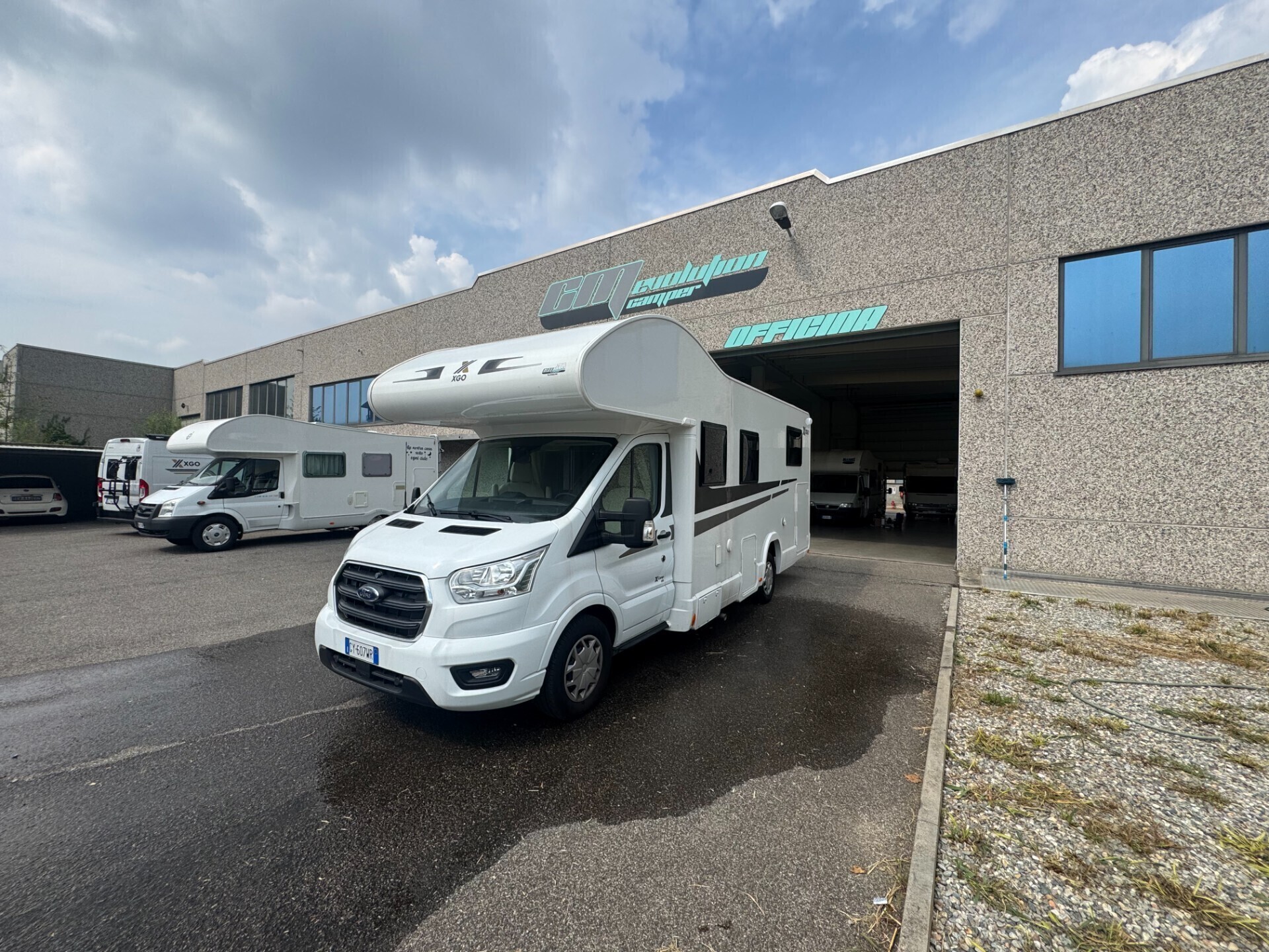 CAMPER MANSARDATO XGO XCAMP 695 CON LETTI GEMELLI