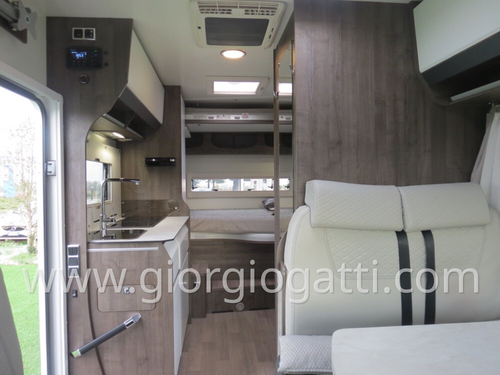 CAMPER MOTORHOME BENIMAR AMPHITRYON 940 POSTI 5 CO