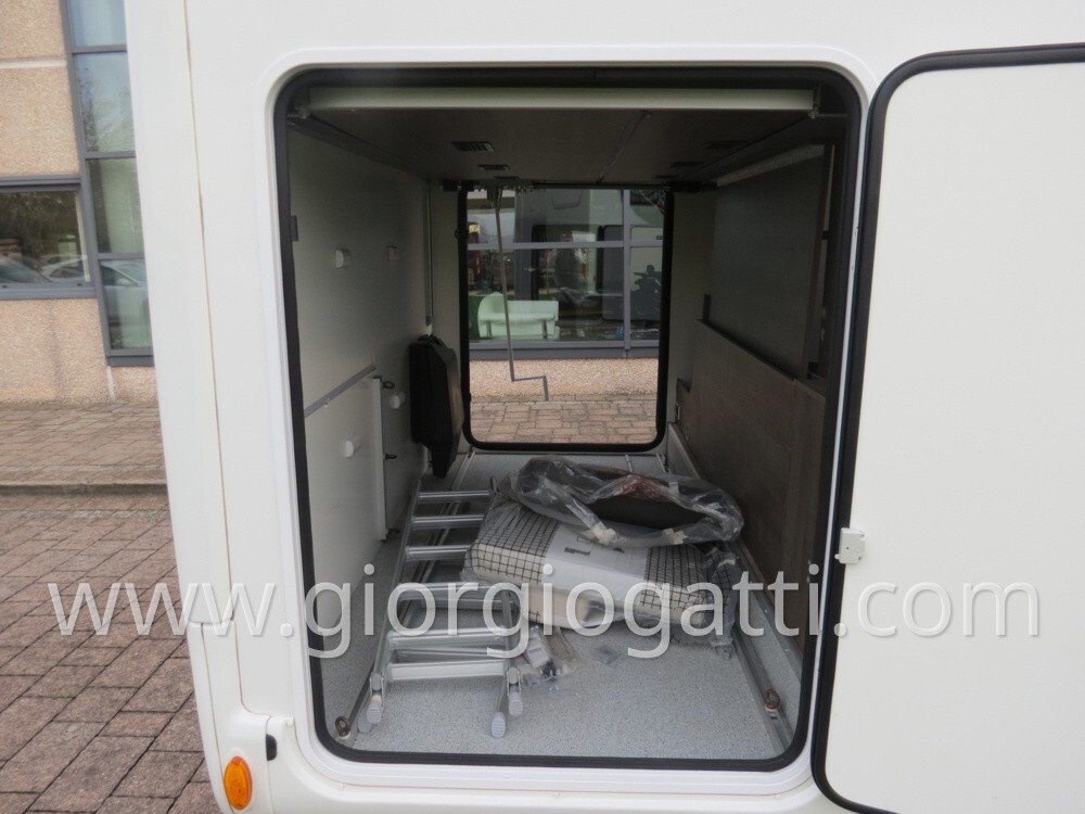 CAMPER MOTORHOME BENIMAR AMPHITRYON 940 POSTI 5 CO