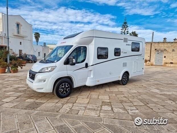 NOLEGGIO CAMPER Dethleffs just