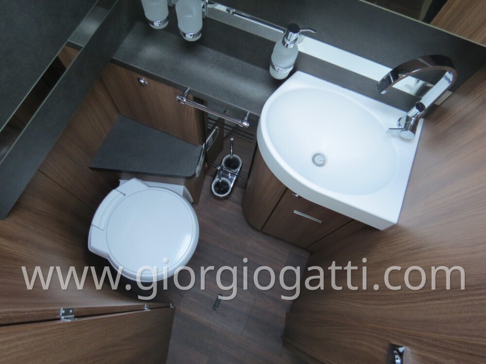CAMPER MOTORHOME CARTHAGO E-LINE 50 LE DA CON TELA
