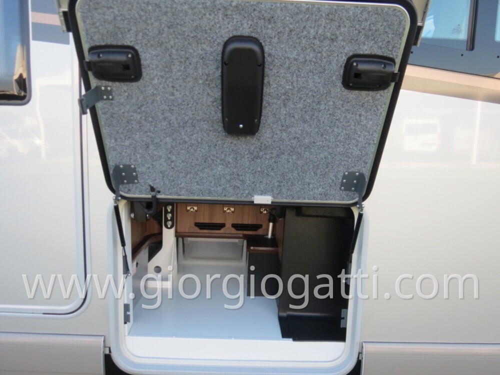CAMPER MOTORHOME CARTHAGO E-LINE 50 LE DA CON TELA
