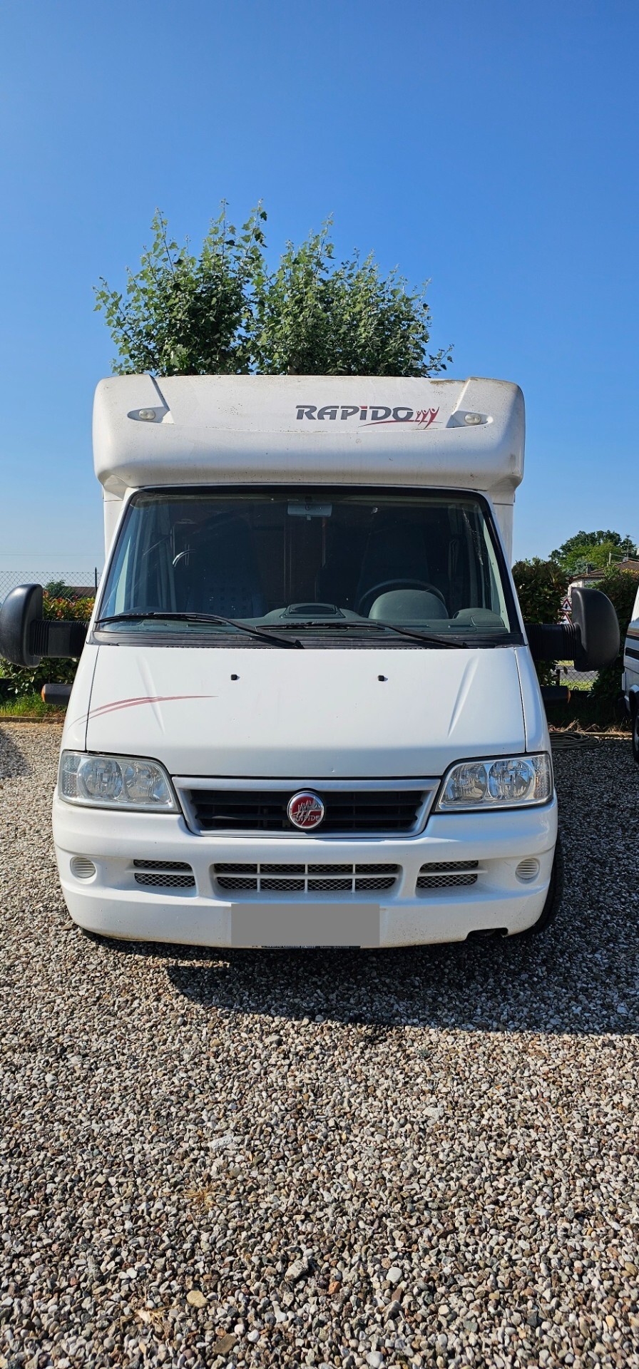AUTOCARAVAN RAPIDO SEMINTEGRALE 7066F