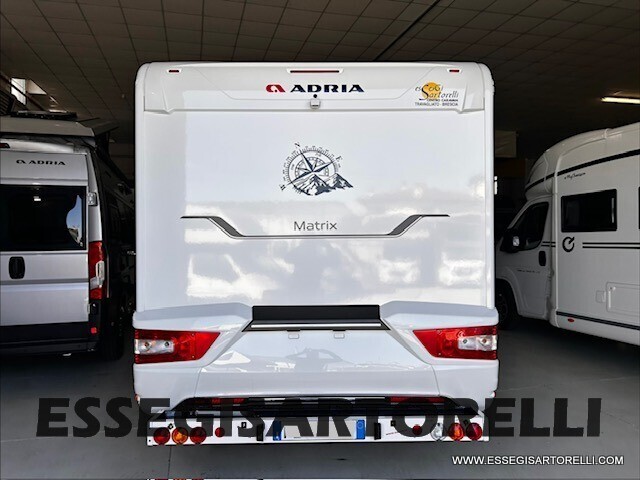 ADRIA MATRIX 670 SP MAXIGARAGE BASCULANTE 165 CV 2