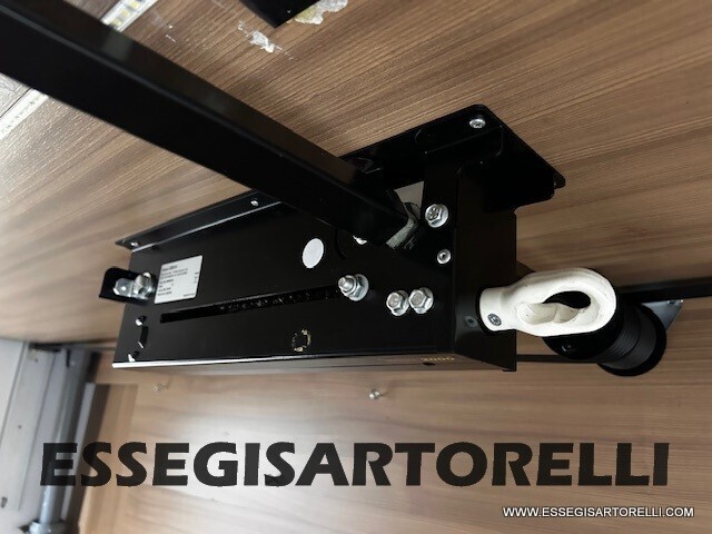 ADRIA MATRIX 670 SP MAXIGARAGE BASCULANTE 165 CV 2