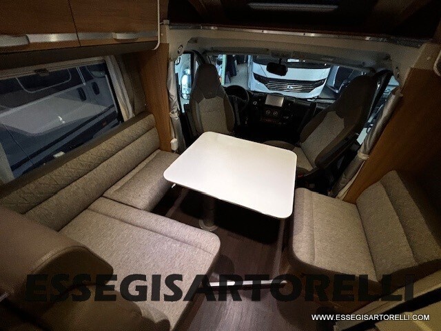 ADRIA MATRIX 670 SP MAXIGARAGE BASCULANTE 165 CV 2