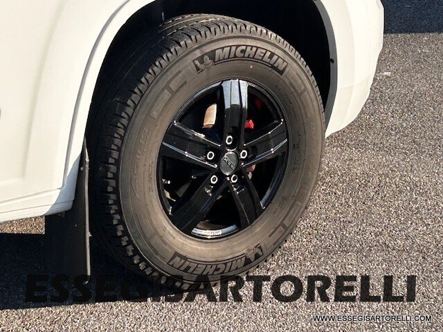 ADRIA MATRIX 670 SP MAXIGARAGE BASCULANTE 165 CV 2