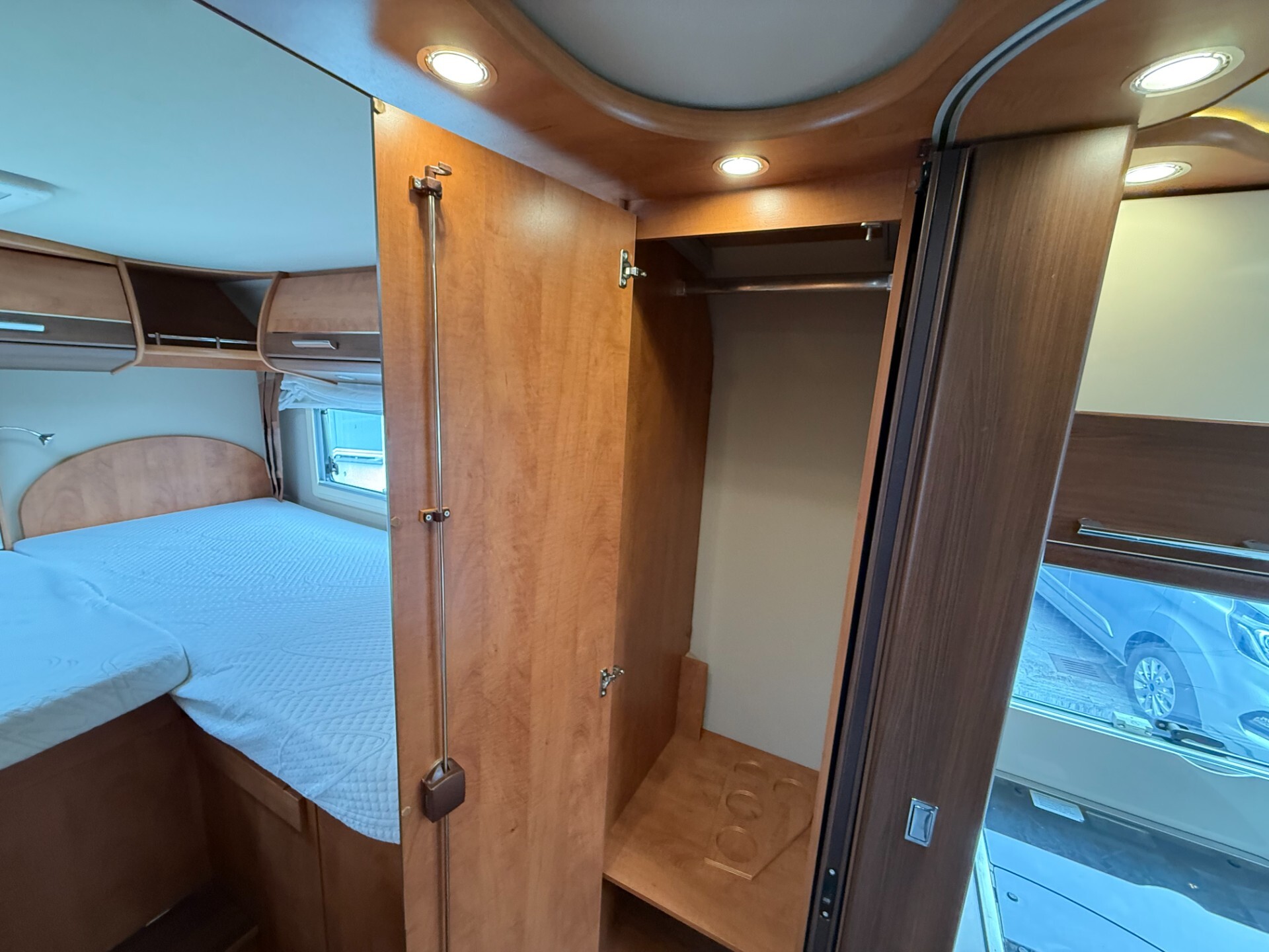 Carthago C Line I 4.8 Le Motorhome