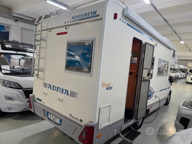 Camper adria coral 670 dk