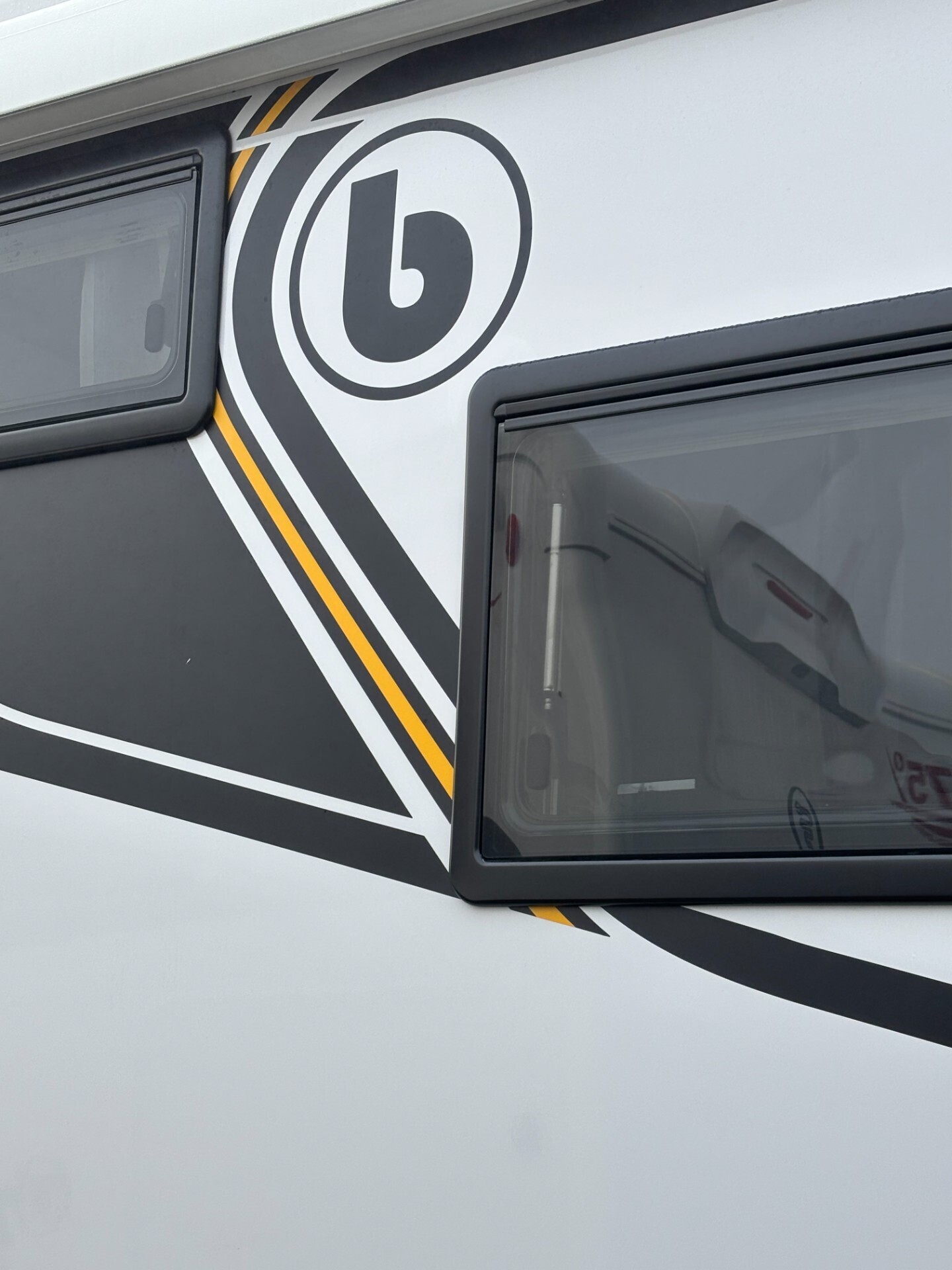 Benimar YRTEO Y 840 LETTO MATRIMONIALE IN CODA