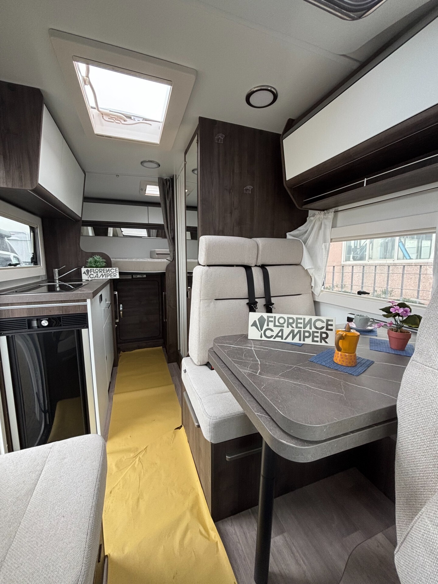 Benimar YRTEO Y 840 LETTO MATRIMONIALE IN CODA