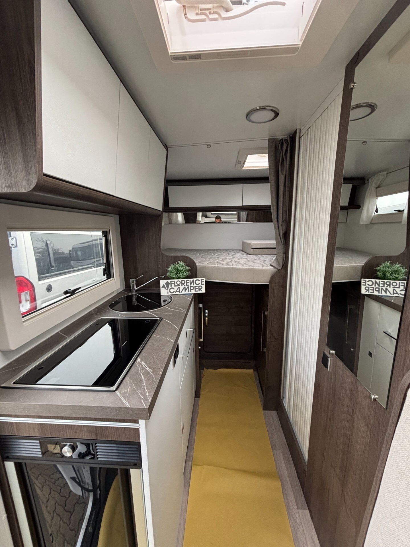 Benimar YRTEO Y 840 LETTO MATRIMONIALE IN CODA