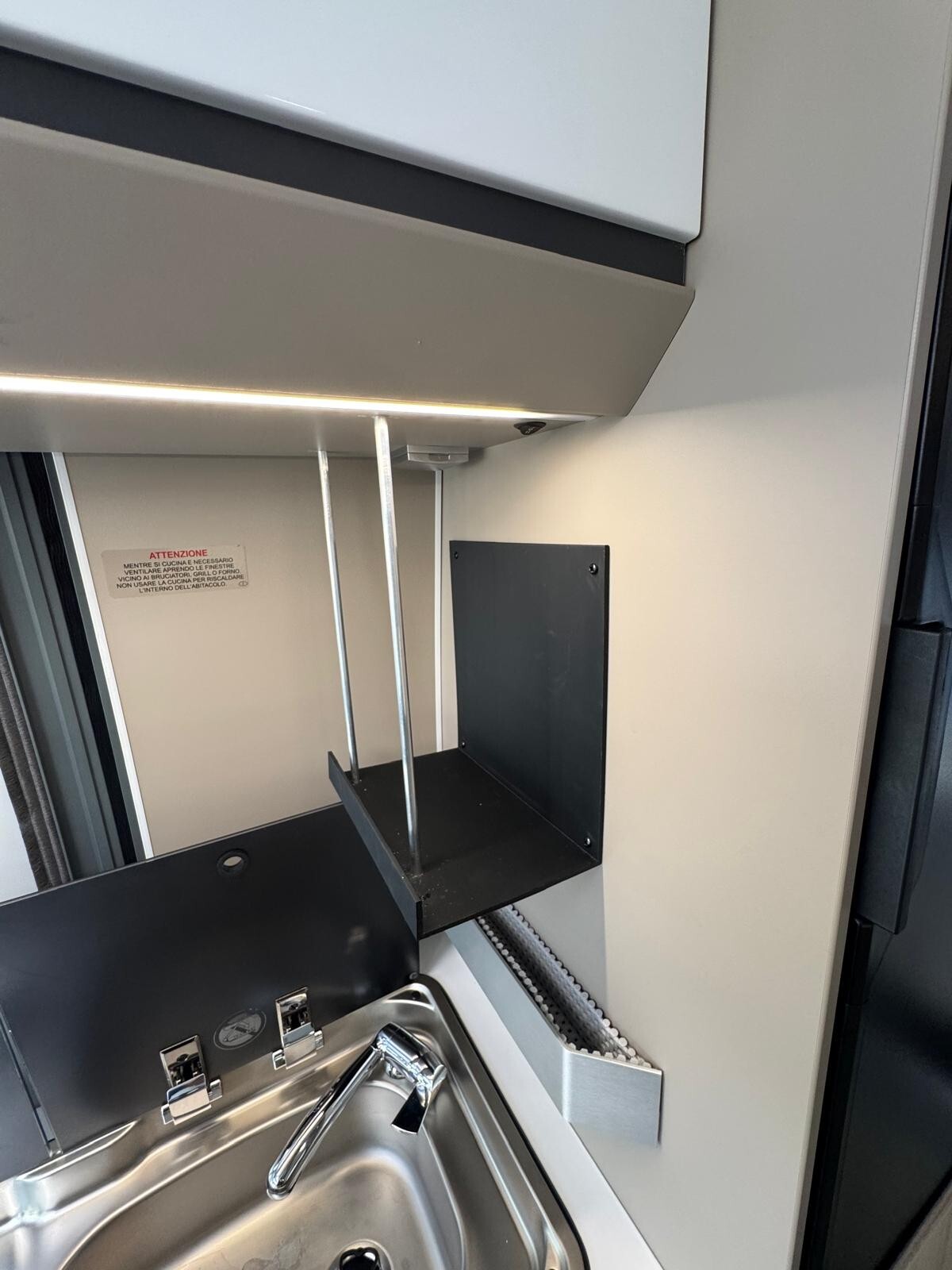 ADRIA TWIN 640 SGX PLUS 2025