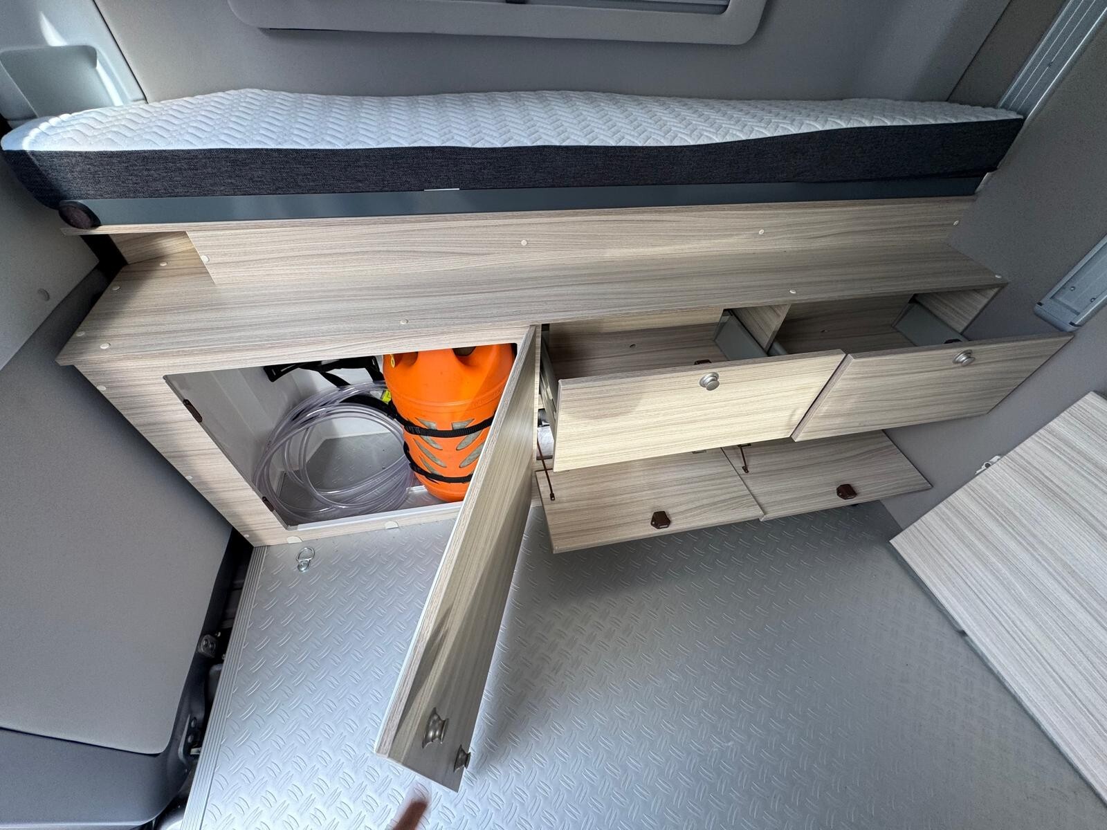 ADRIA TWIN 640 SGX PLUS 2025