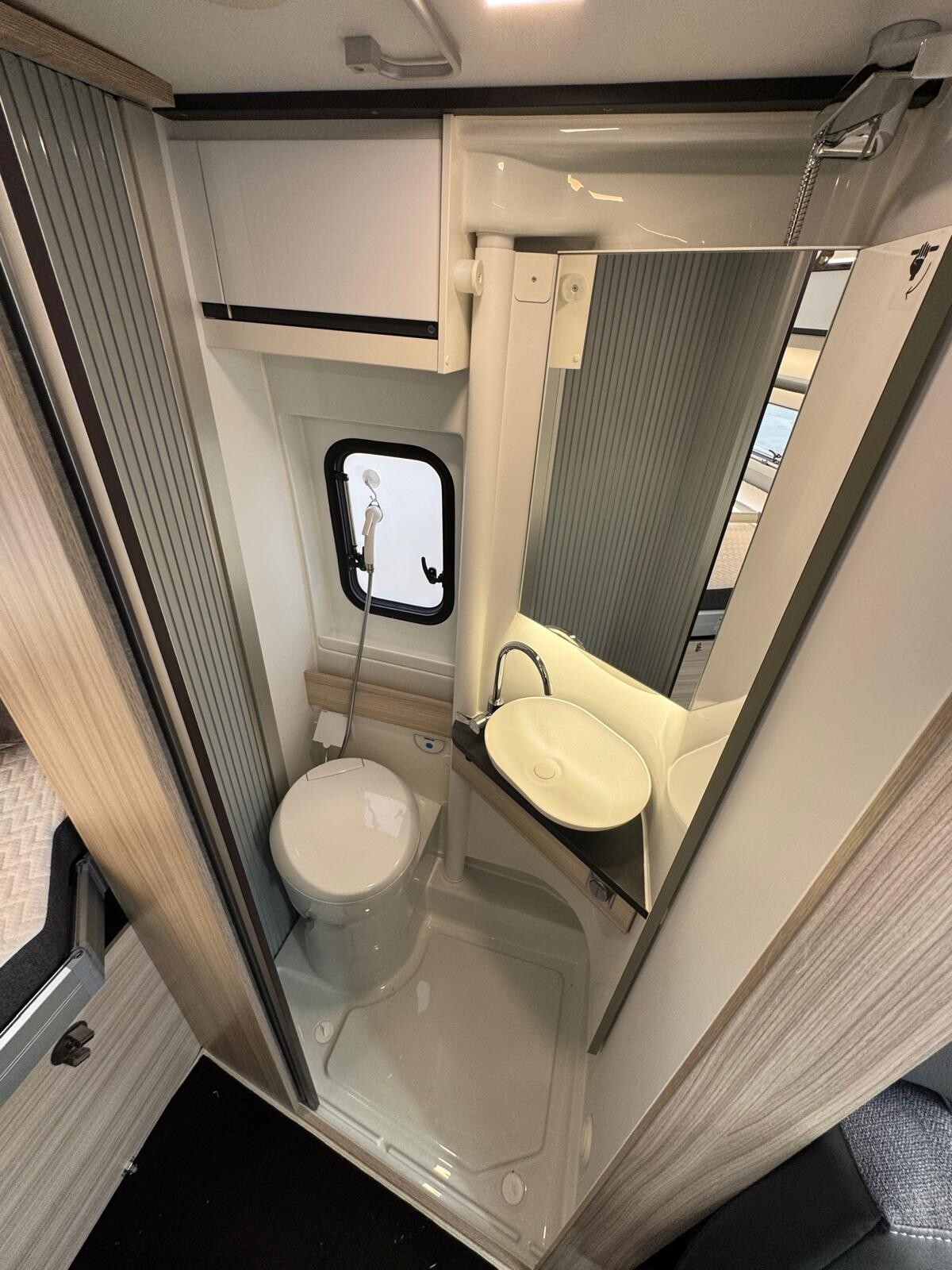 ADRIA TWIN 640 SGX PLUS 2025