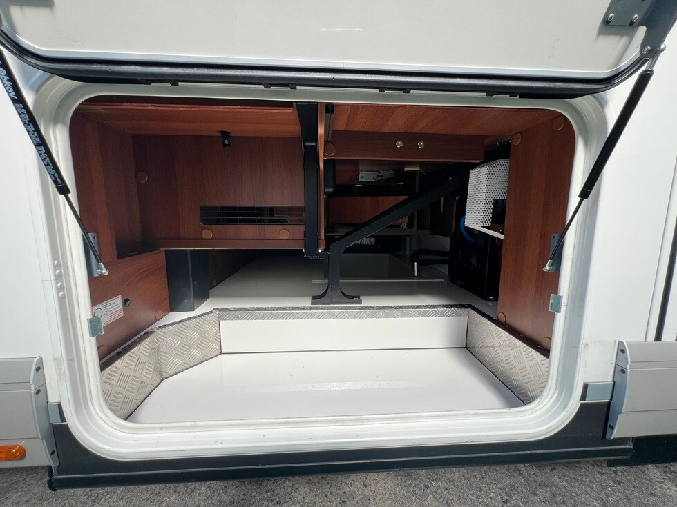 Motorhome Usato Carthago Chic C-Line I 4.9 LE L Su