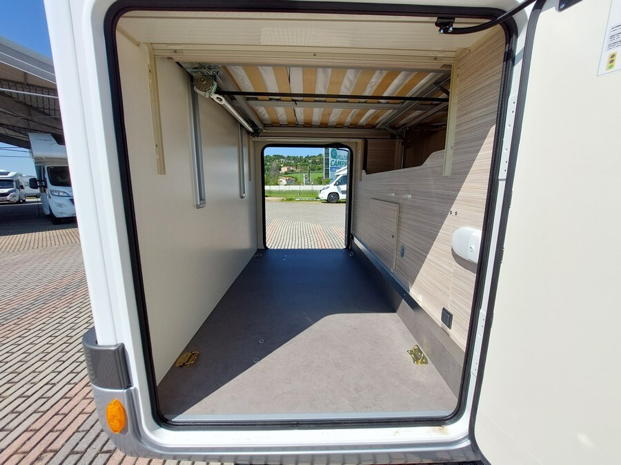 Elnagh T-Loft 582