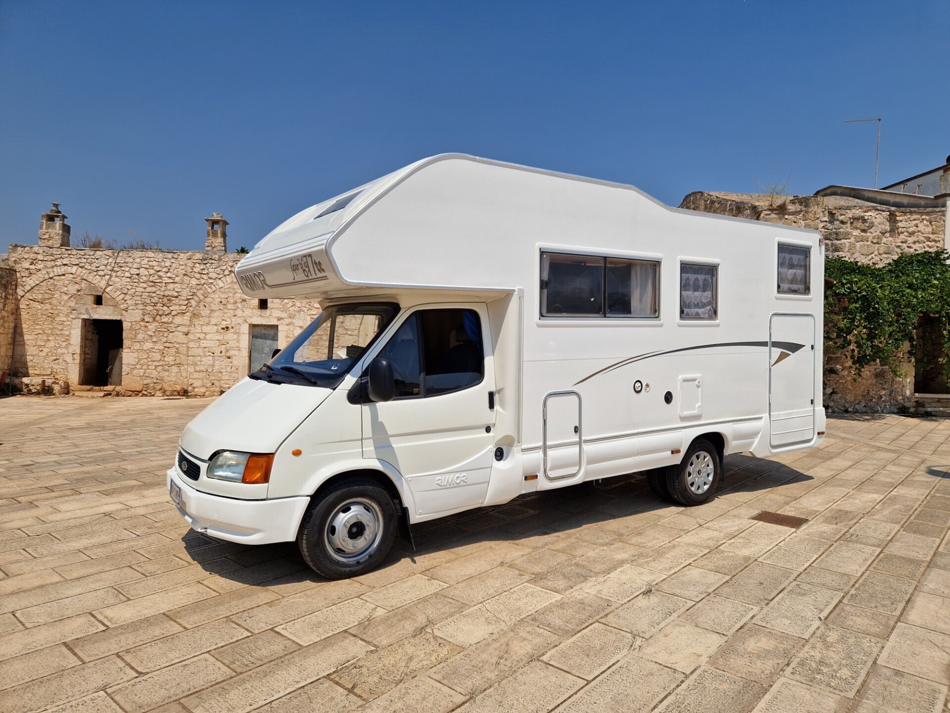 Rimor super brig 677 Tc