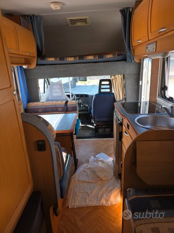 Mclouis 460 AUTOCARAVAN