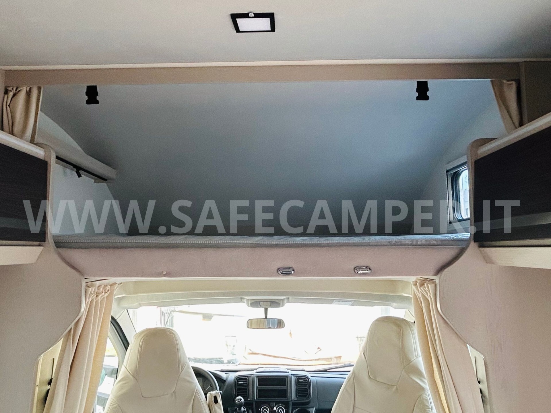 Rimor Seal 695 Mansardato Garage Ex Noleggio