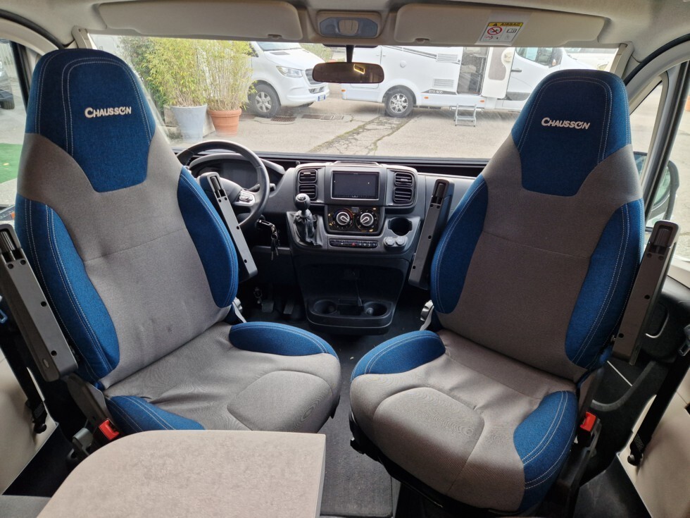 Semintegrale Usato Chausson X550 con pannello sola