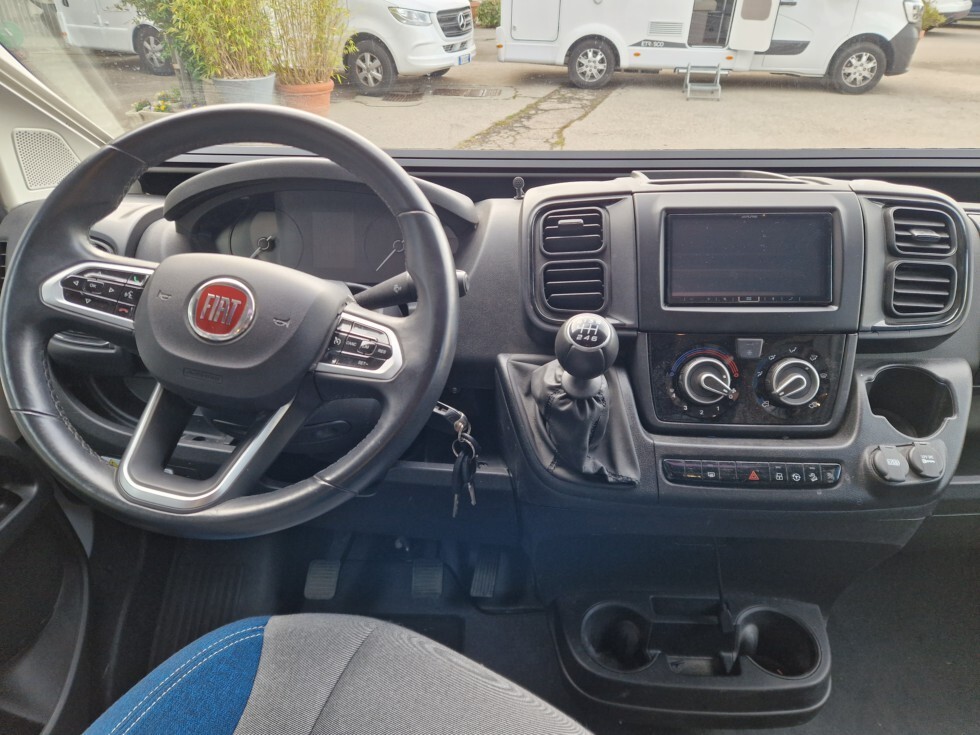 Semintegrale Usato Chausson X550 con pannello sola