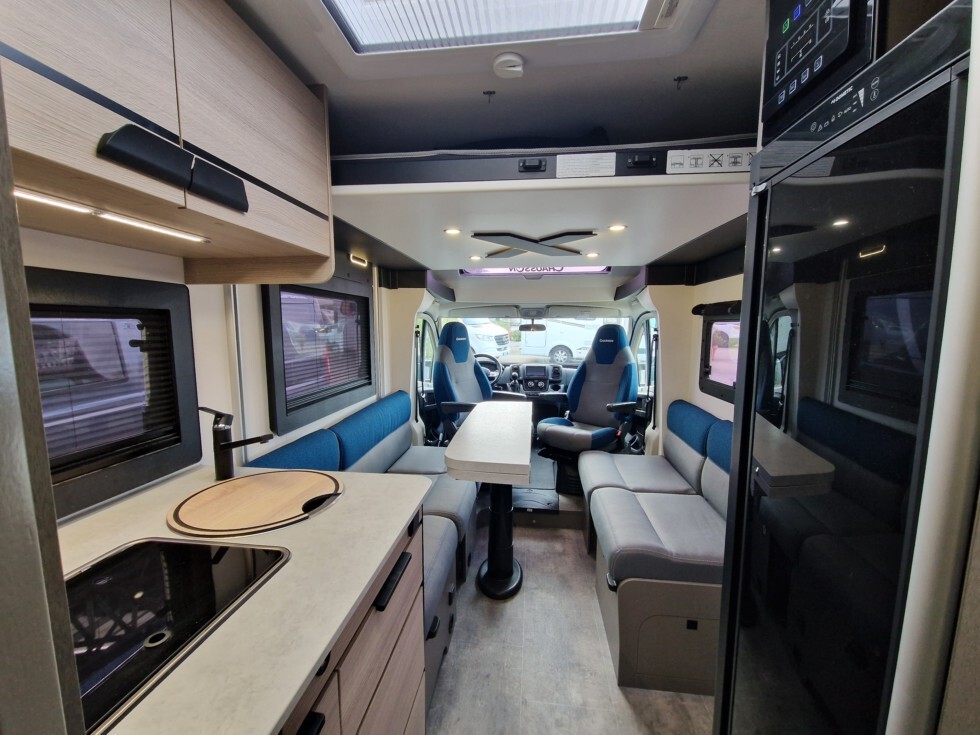 Semintegrale Usato Chausson X550 con pannello sola