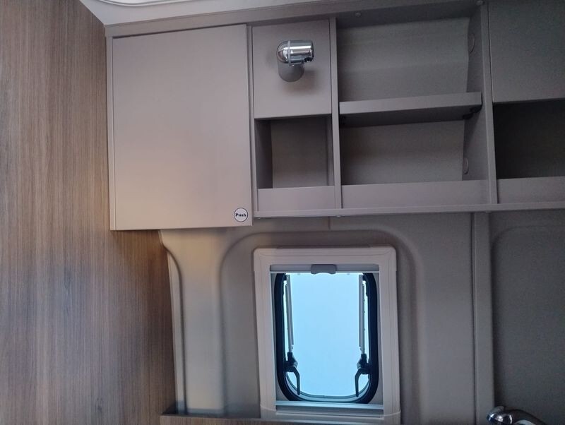 Carado 600 cve VAN/FURGONATO