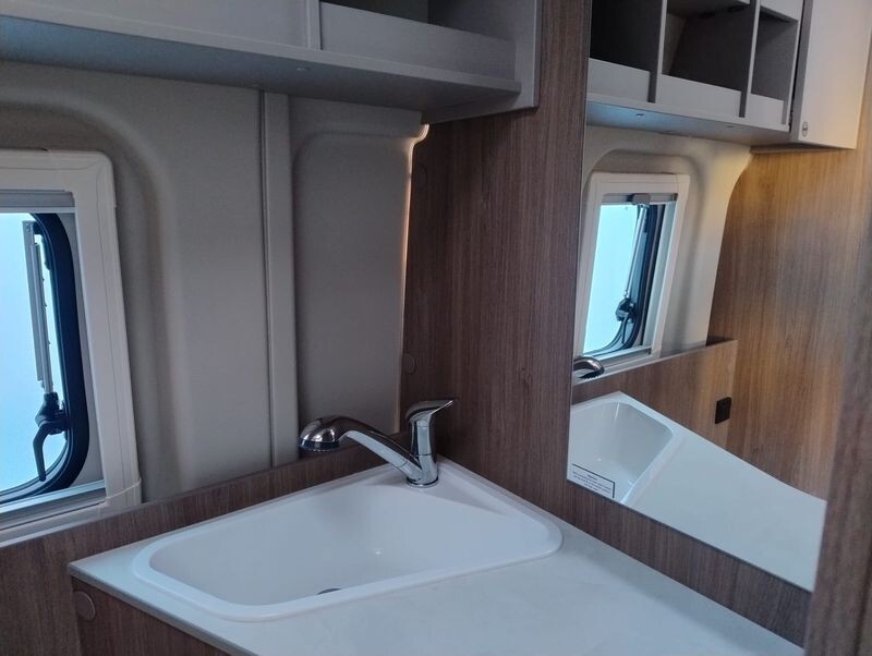 Carado 600 cve VAN/FURGONATO